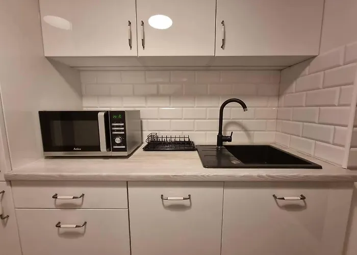 King-size Bed With Garden *