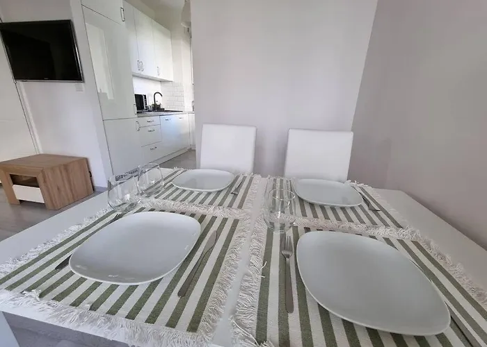 King-size Bed With Garden